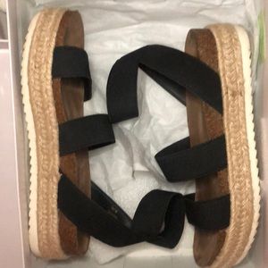 COPY - black platform sandals